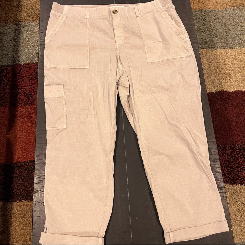 Women’s Sonoma Goods for Life UltraComfort Waist Utility Capris khaki size 18
